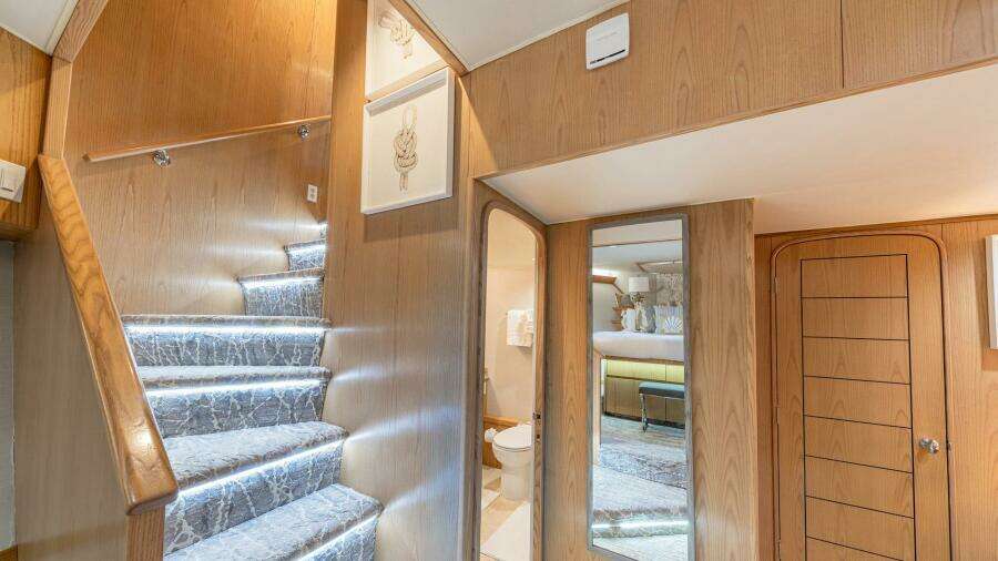 Margate 111ft Broward Yacht For Sale