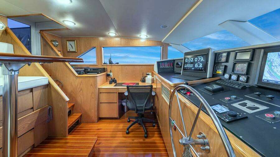 Margate 111ft Broward Yacht For Sale
