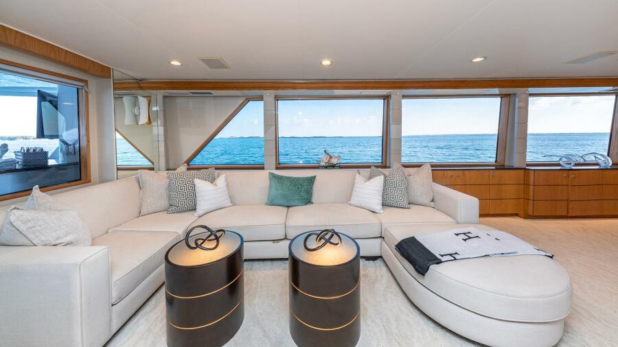 111' 1997 Broward Raised Pilothouse