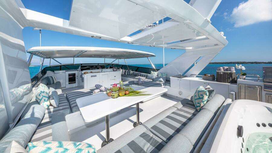Margate 111ft Broward Yacht For Sale