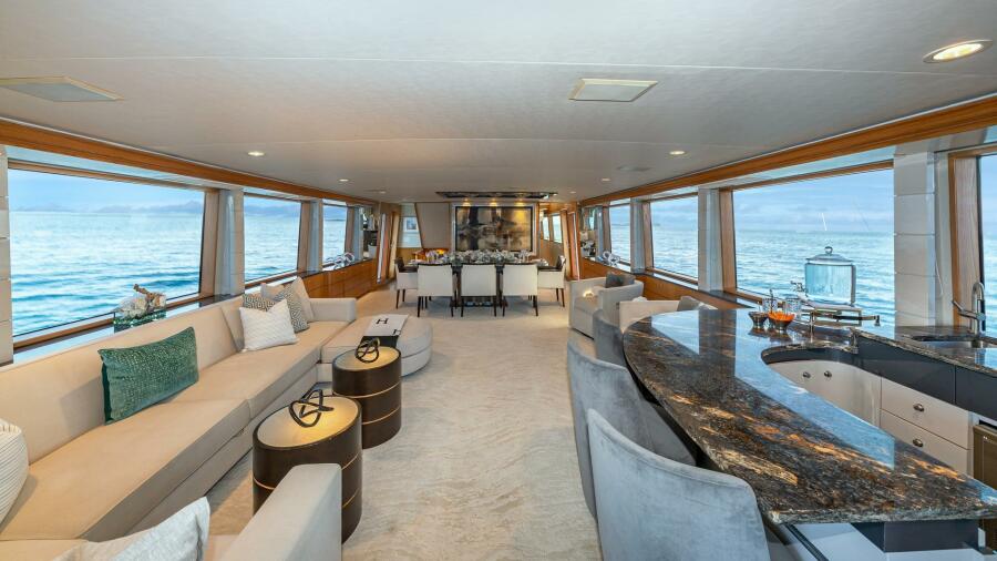 111' 1997 Broward Raised Pilothouse