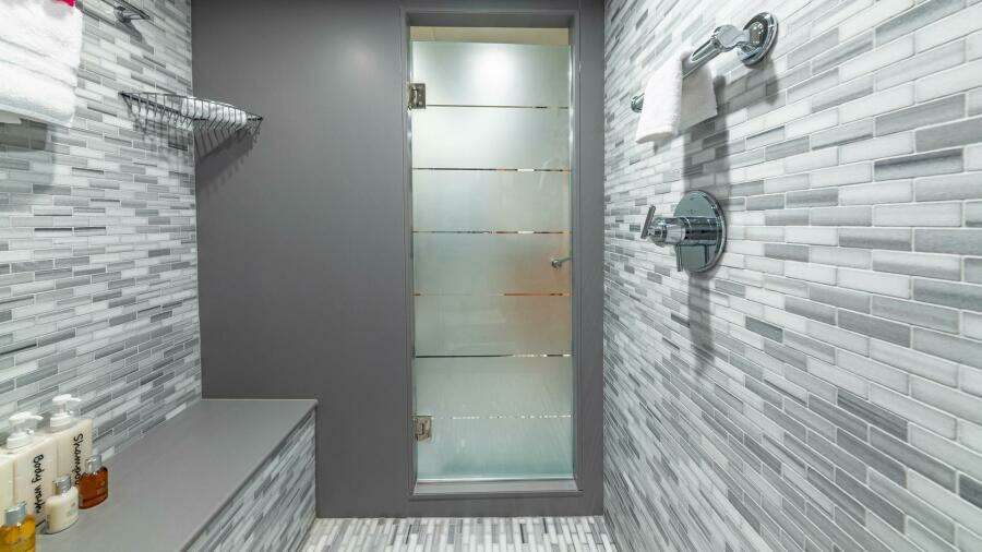 Margate 111ft Broward Yacht For Sale