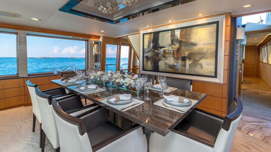 111' 1997 Broward Raised Pilothouse