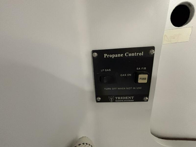 47' 1995 Concordia Tripp 47