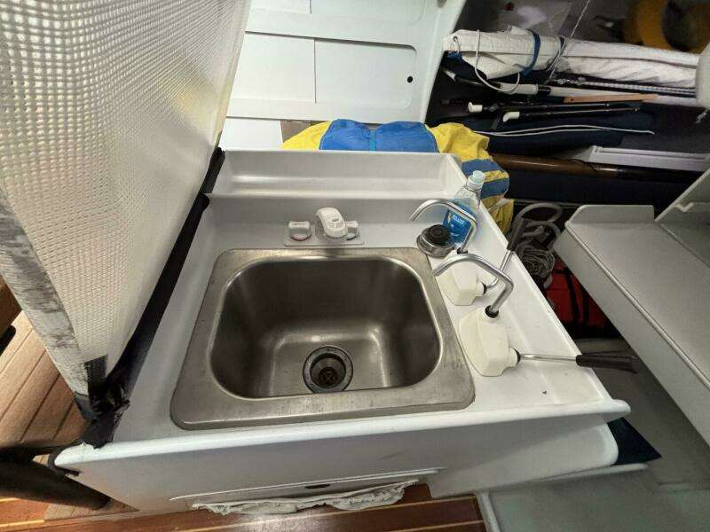 ENDURANCE 47ft Concordia Yacht For Sale