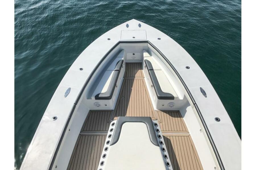 42' 2016 Metal Shark 42 Fearless