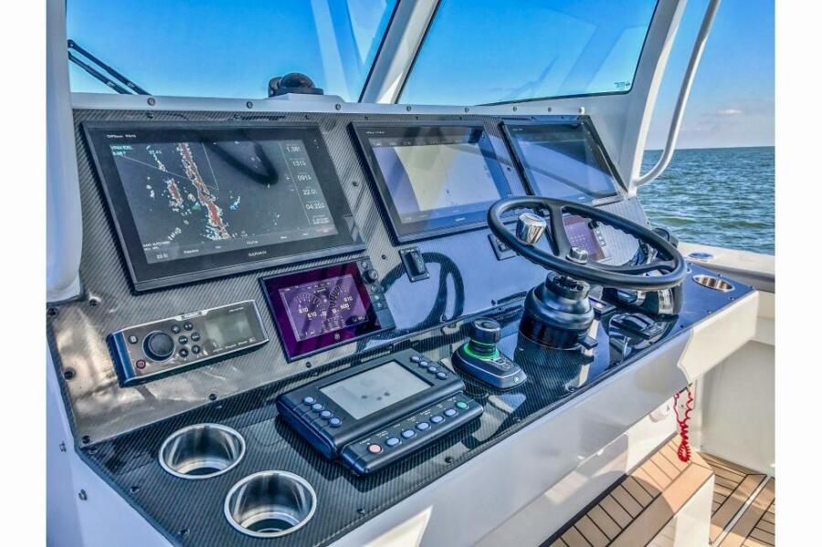 42' 2016 Metal Shark 42 Fearless