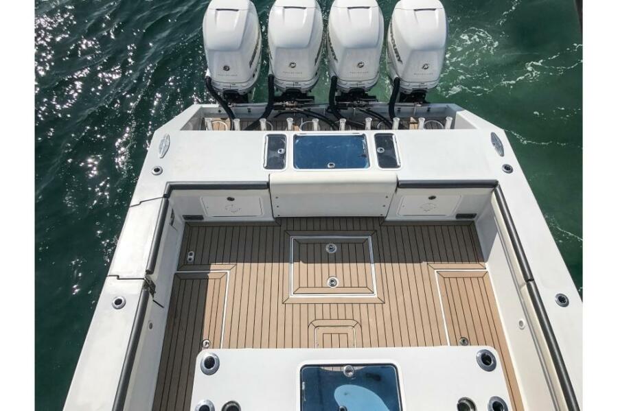 42' 2016 Metal Shark 42 Fearless