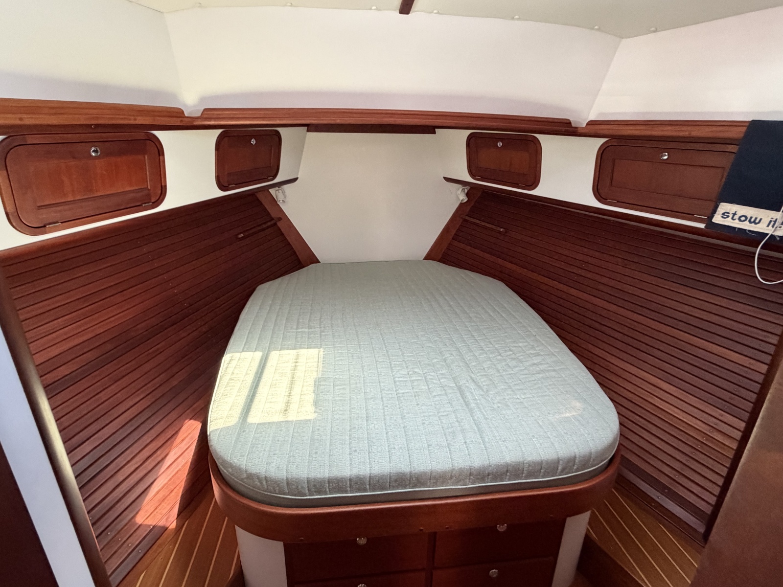 40' 2003 Legacy Express