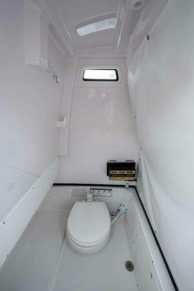 25ft Sportsman Yacht For Sale