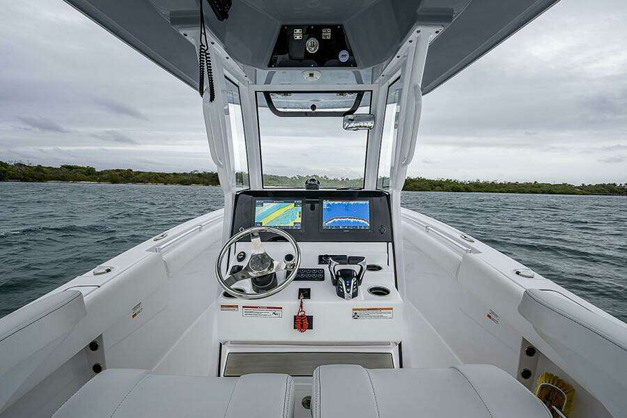 25ft Sportsman Yacht For Sale