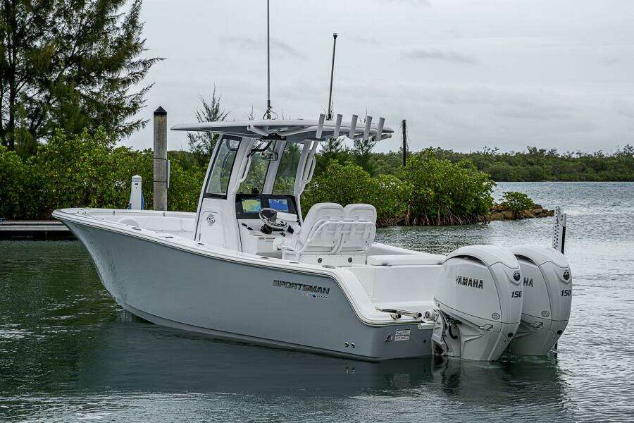 25ft Sportsman Yacht For Sale
