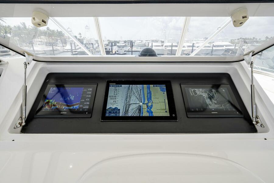 48' 2003 Viking 48 Convertible