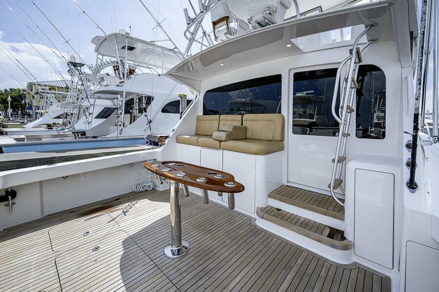 48' 2003 Viking 48 Convertible