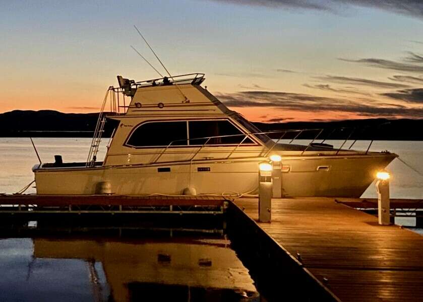 MORNING DEW 37ft Egg Harbor Yacht For Sale