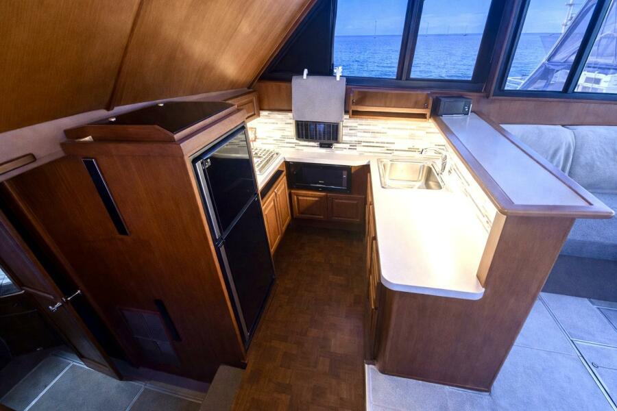 35' 1986 Viking Convertible