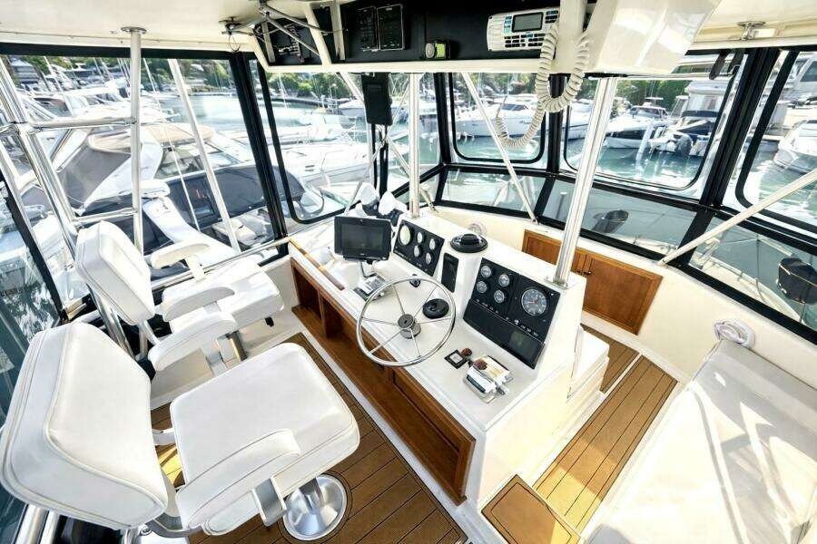 35ft Viking Yacht For Sale