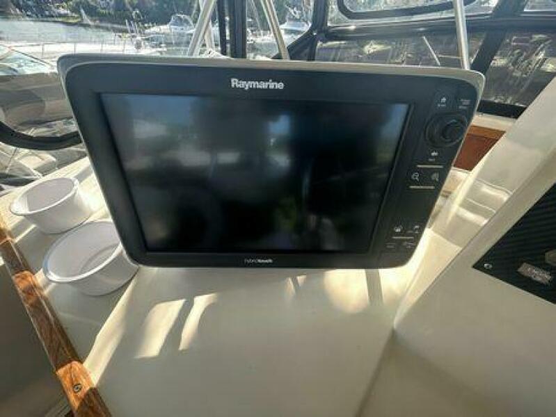 35' 1986 Viking Convertible