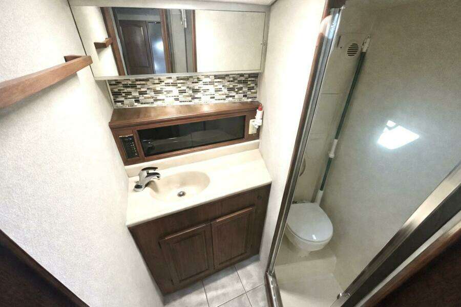 35ft Viking Yacht For Sale