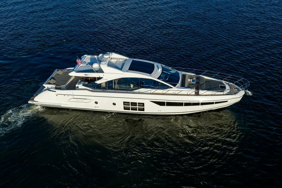 70' 2019 Azimut S7