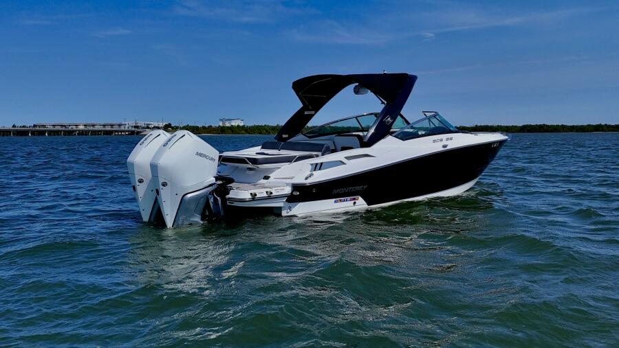29' 2020 Monterey 305 SS