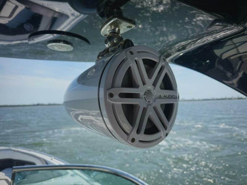 29' 2020 Monterey 305 SS