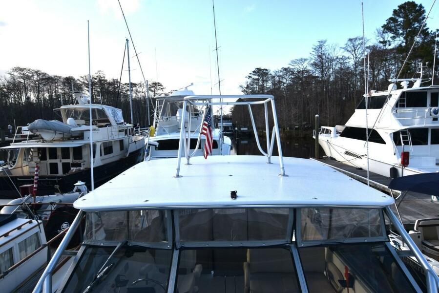 35' 1987 Luhrs Alura