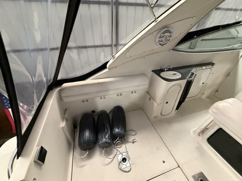 33' 2001 Maxum 3300 SCR