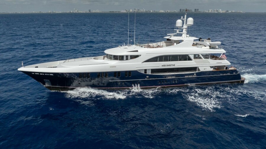 2006 Trinity Yachts 