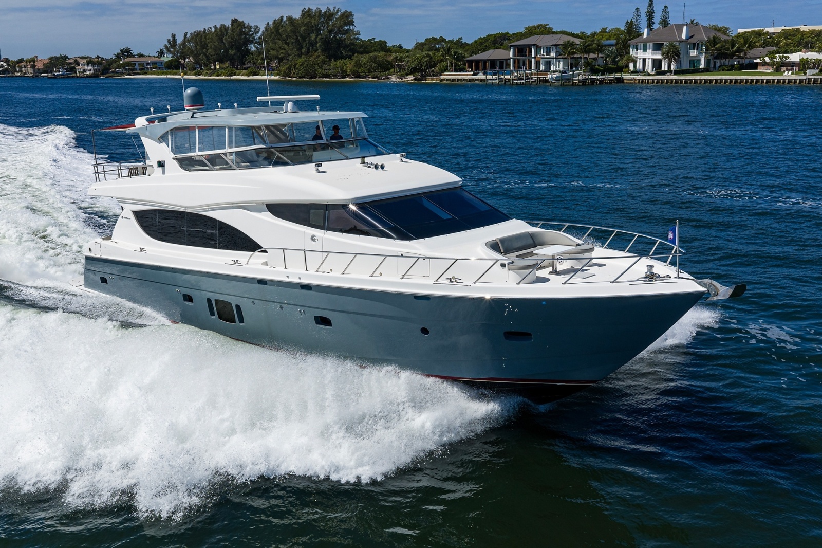 2013 Hatteras 80 Motor Yacht