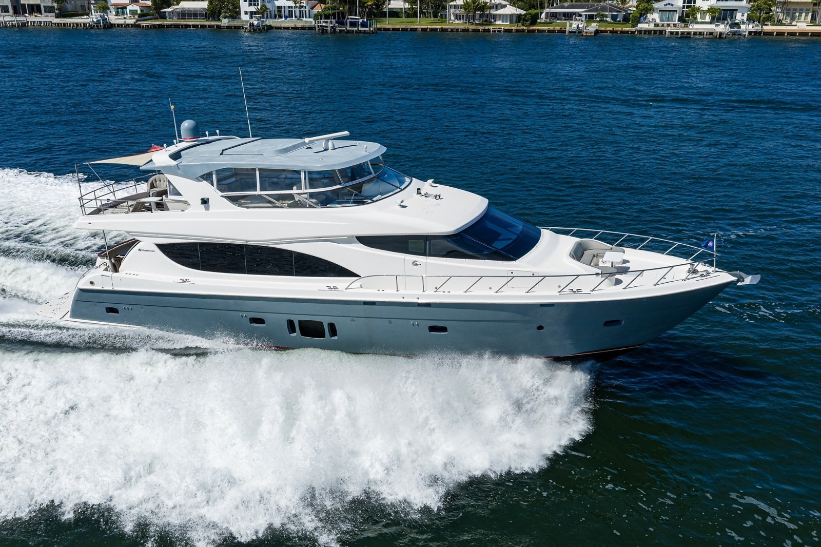 2013 Hatteras 80 Motor Yacht