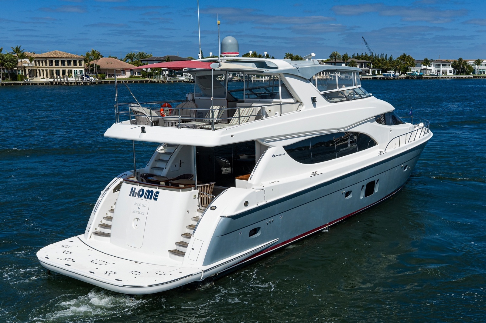2013 Hatteras 80 Motor Yacht