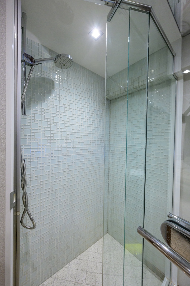 80' 2013 Hatteras 80 Motor Yacht