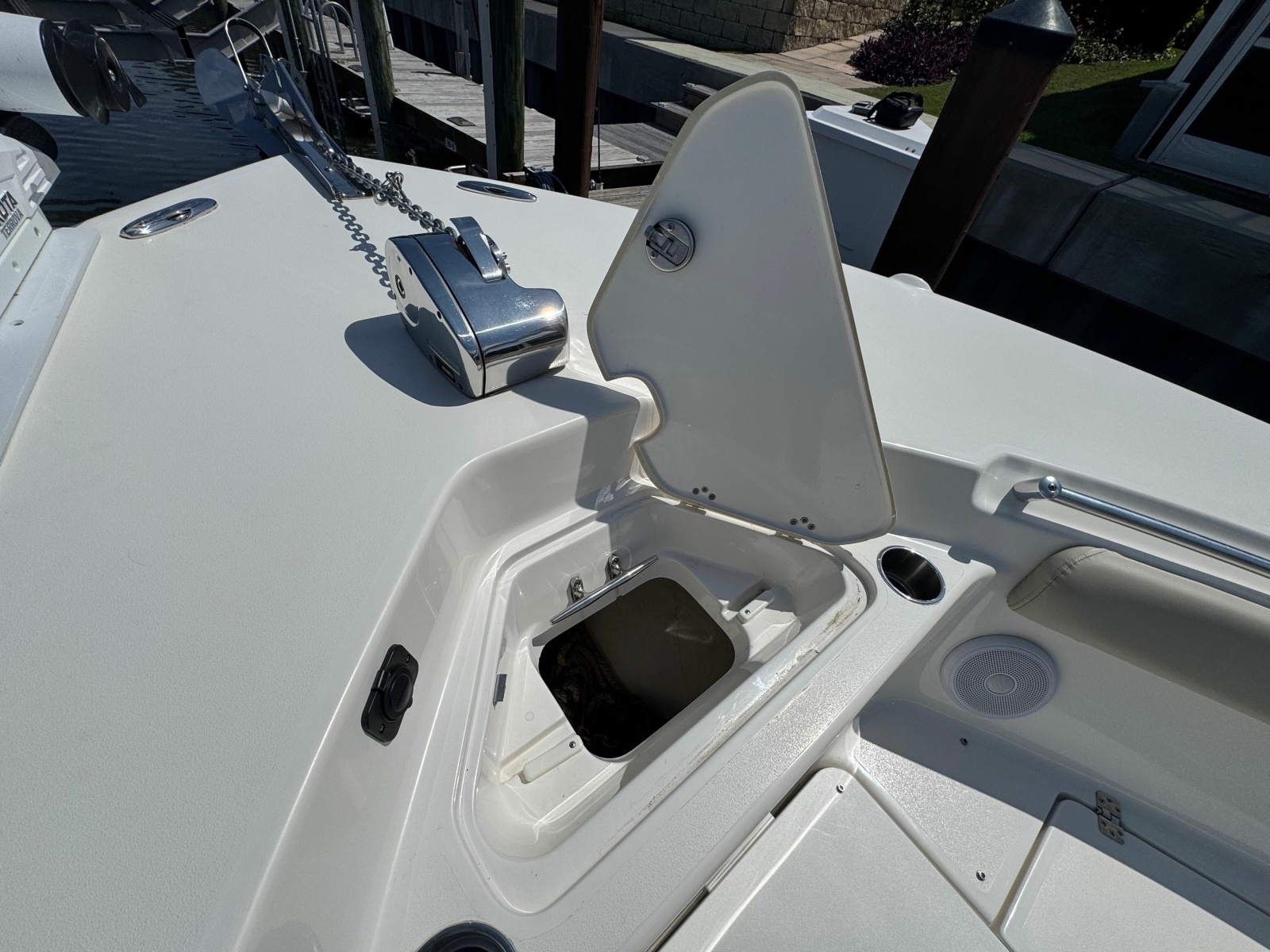 24' 2022 Key West 244 Center Console