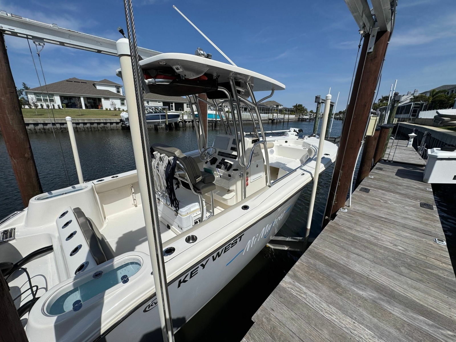 24ft Key West Yacht For Sale