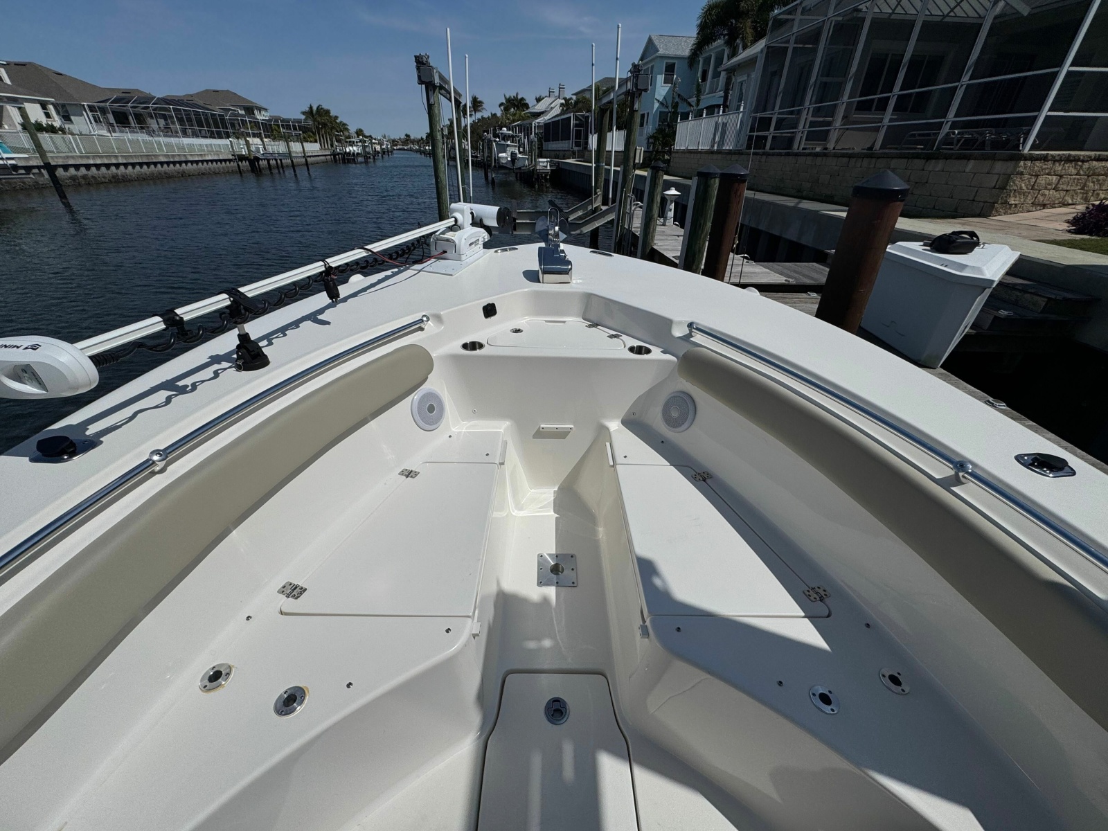24' 2022 Key West 244 Center Console