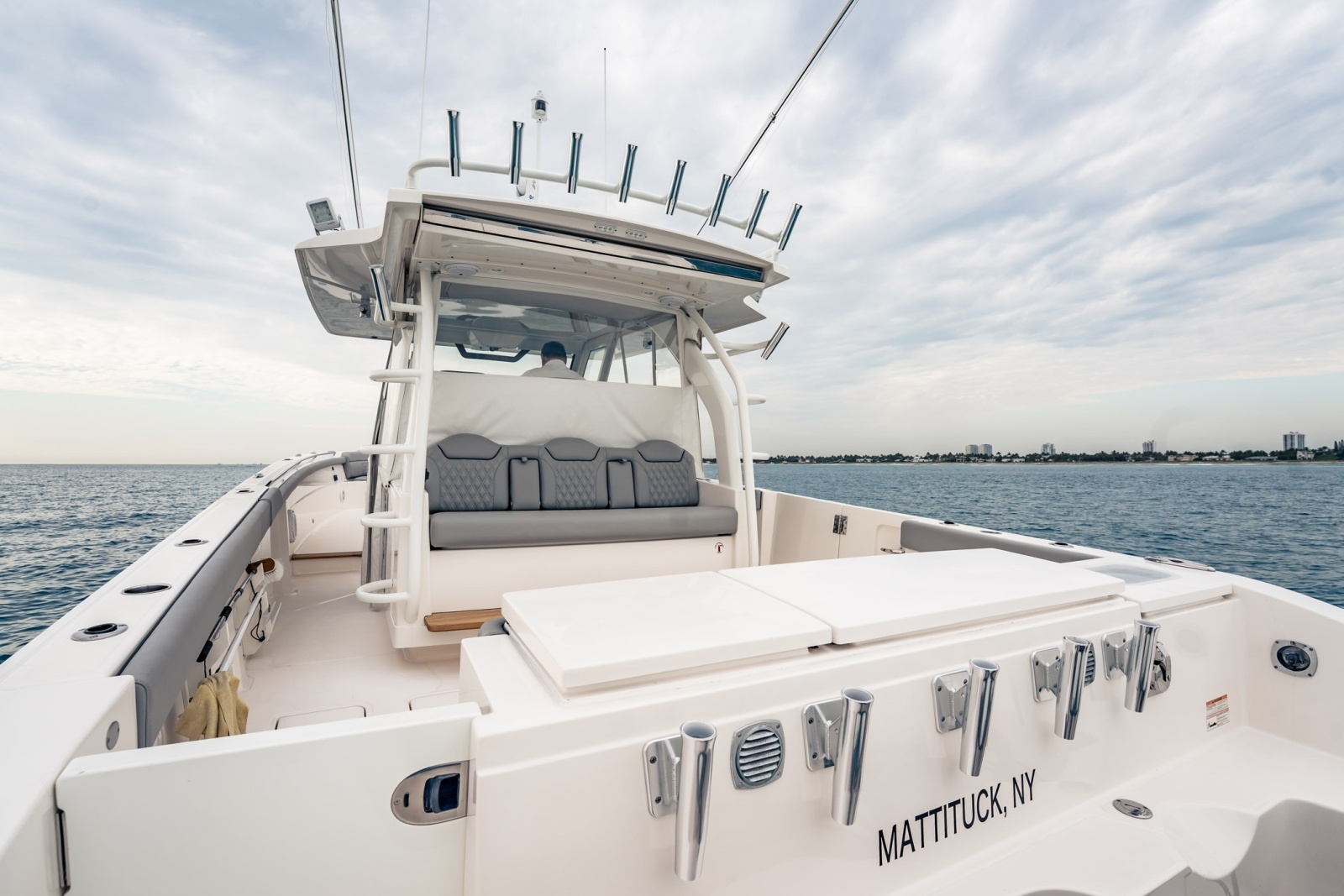 Yolo 40ft Pursuit Yacht For Sale