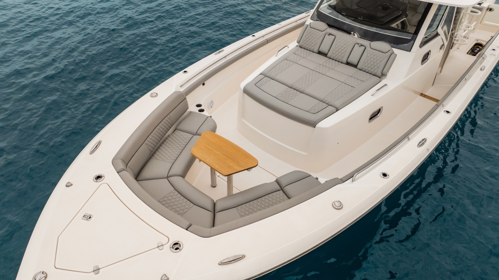 Yolo 40ft Pursuit Yacht For Sale