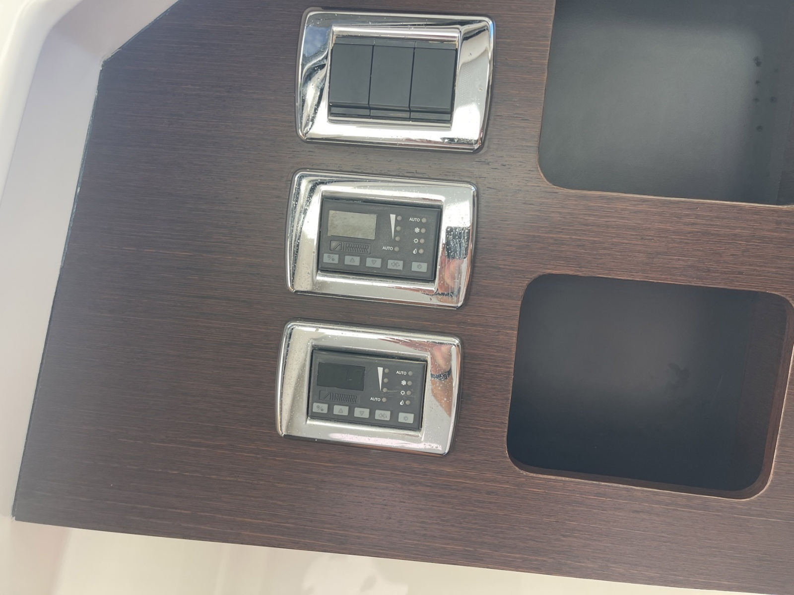 Yolo 40ft Pursuit Yacht For Sale