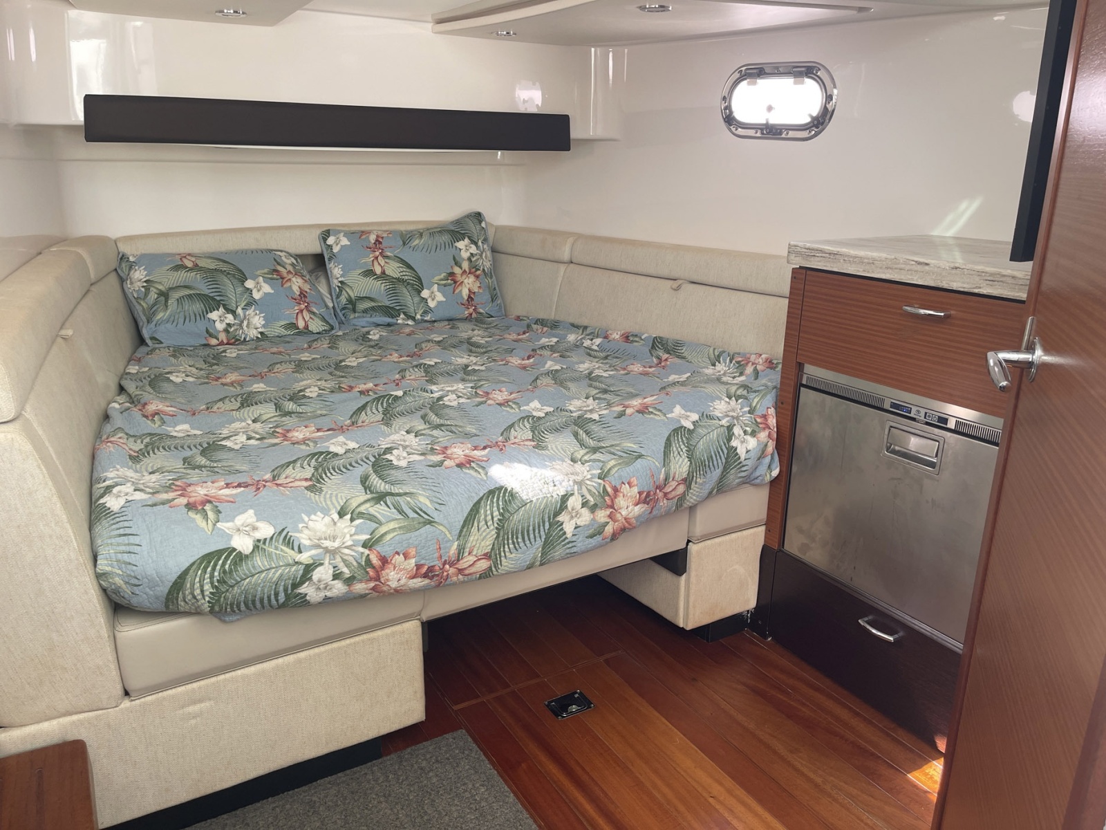 40' 2017 Pursuit S 408 Sport