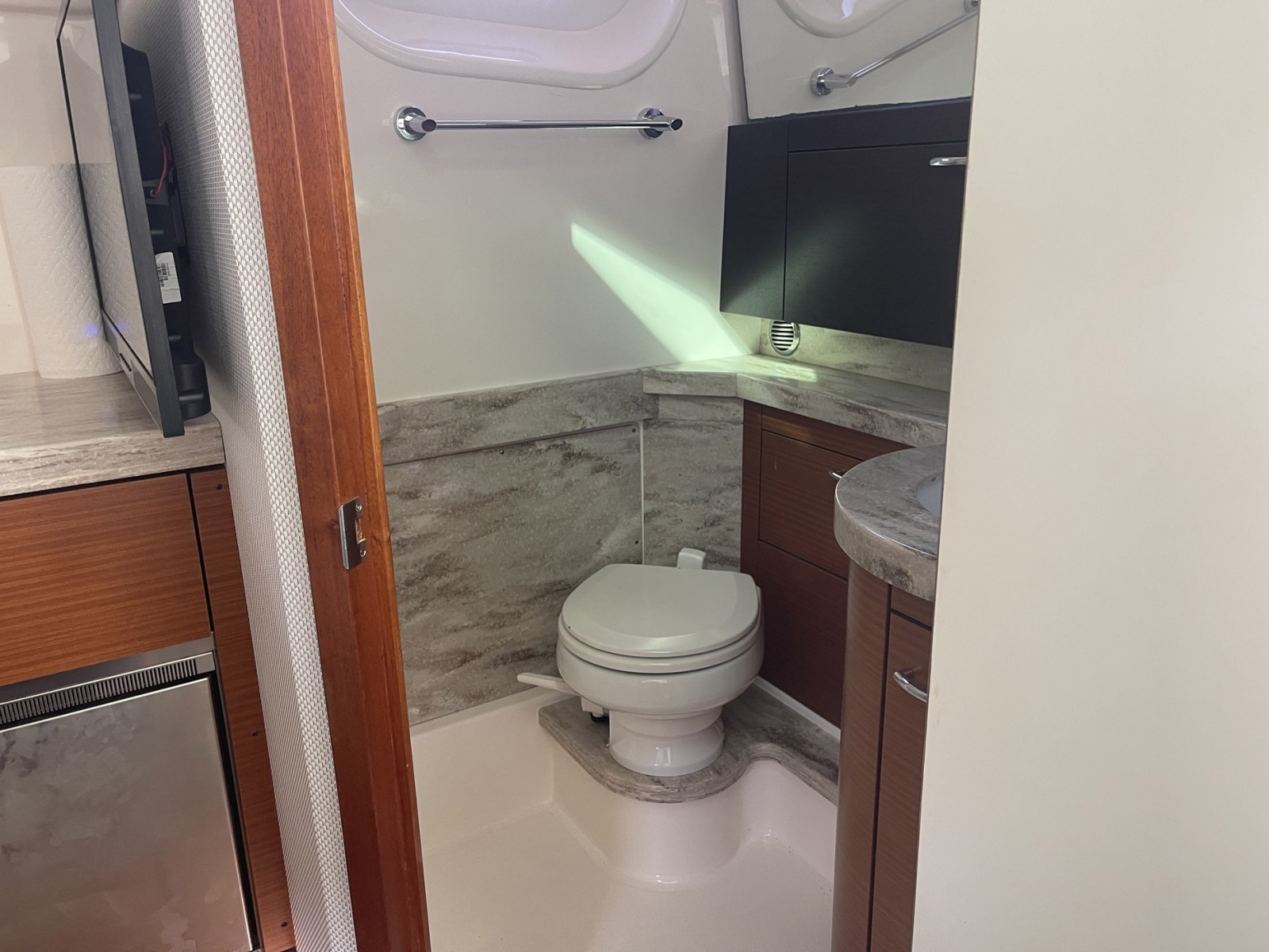 40' 2017 Pursuit S 408 Sport