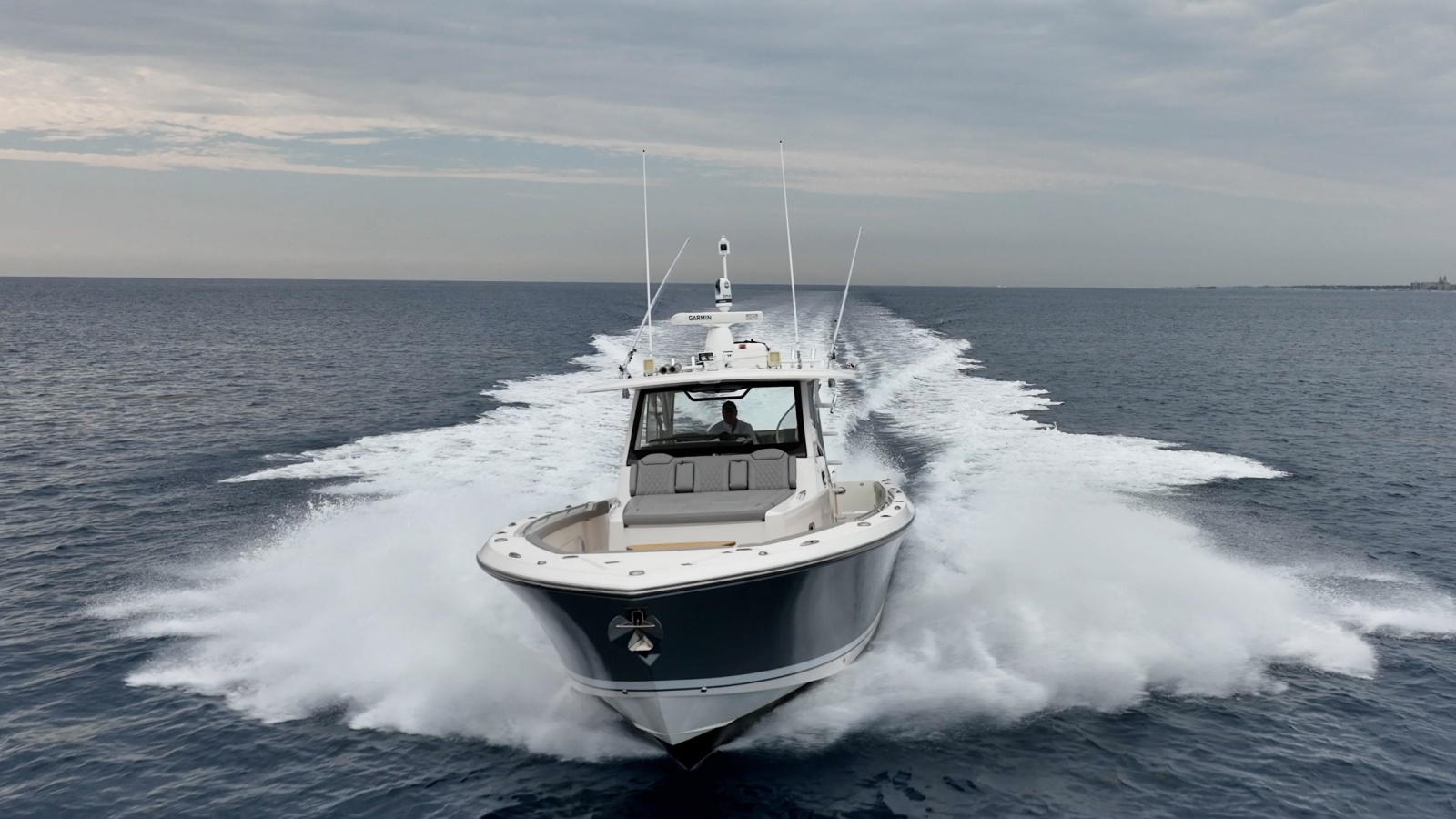 Yolo 40ft Pursuit Yacht For Sale