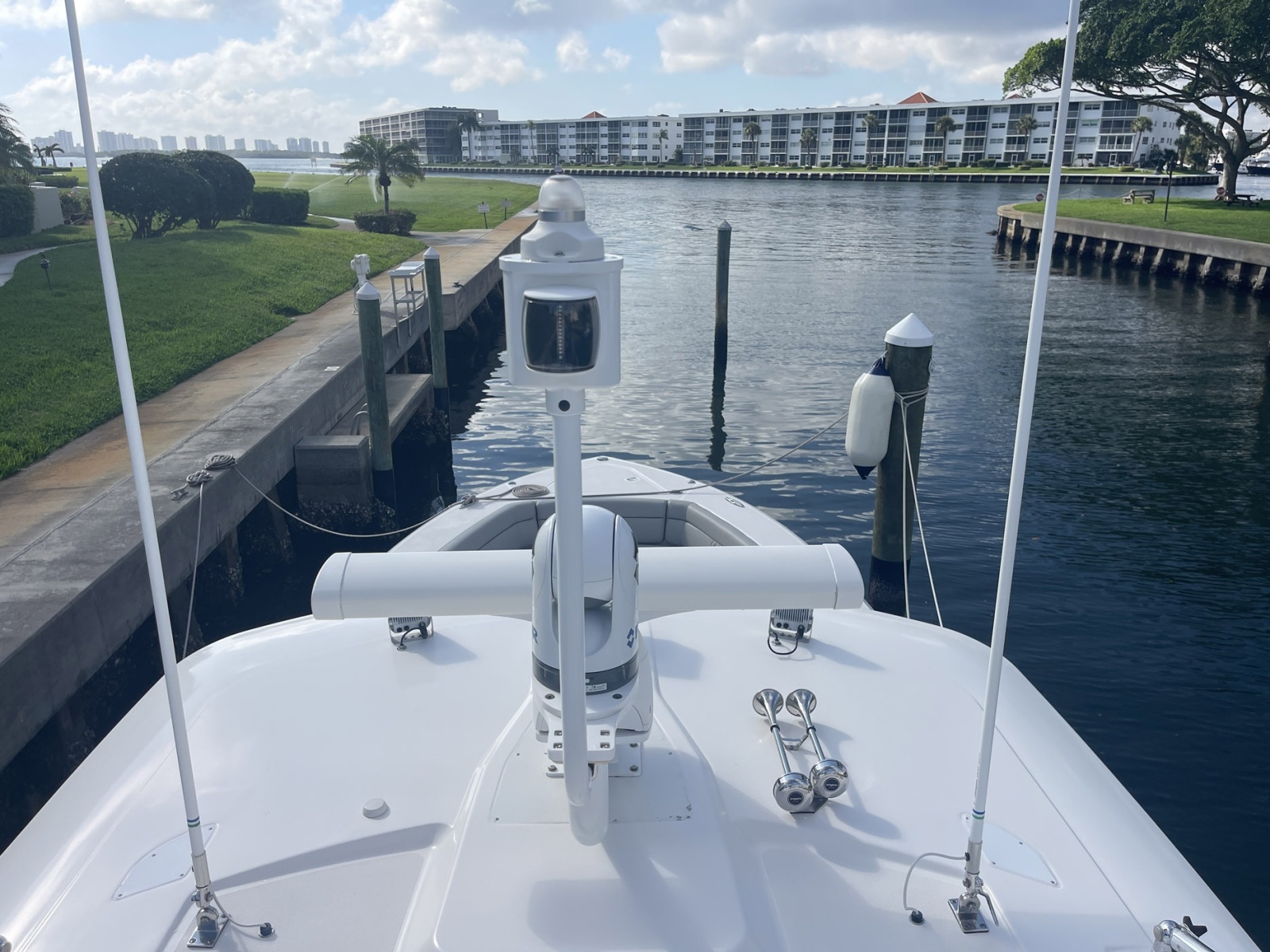 Yolo 40ft Pursuit Yacht For Sale