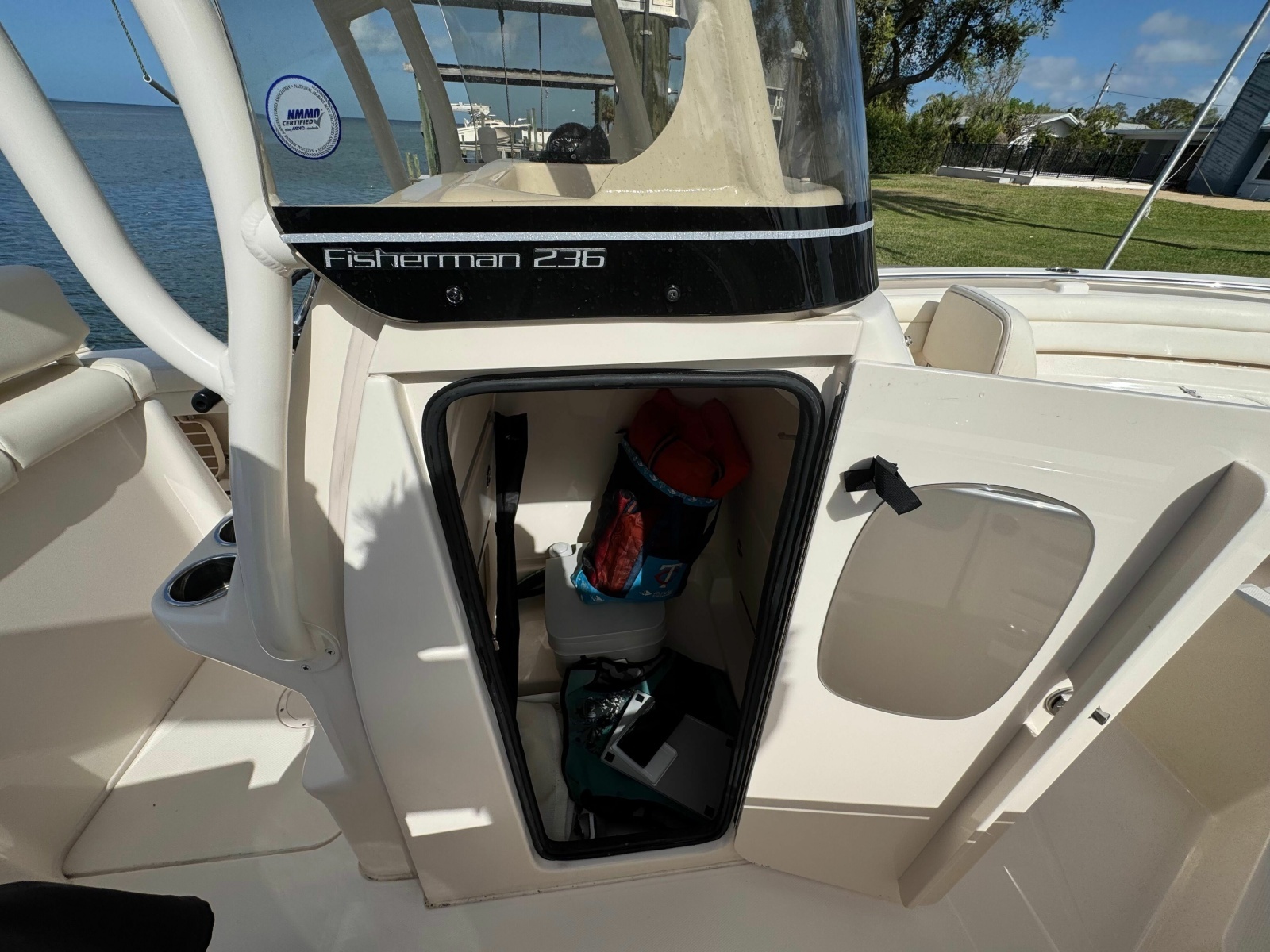 23ft Grady White Yacht For Sale
