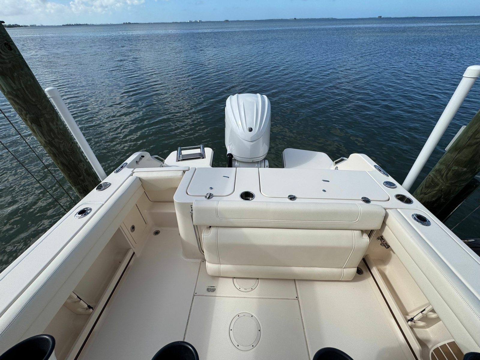 23ft Grady White Yacht For Sale