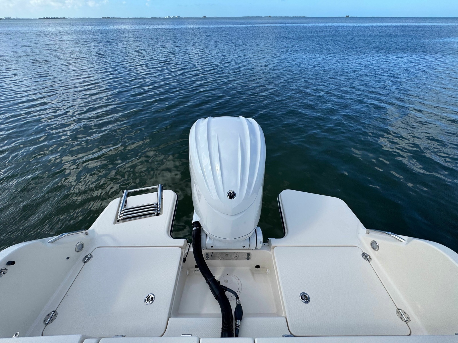 23ft Grady White Yacht For Sale