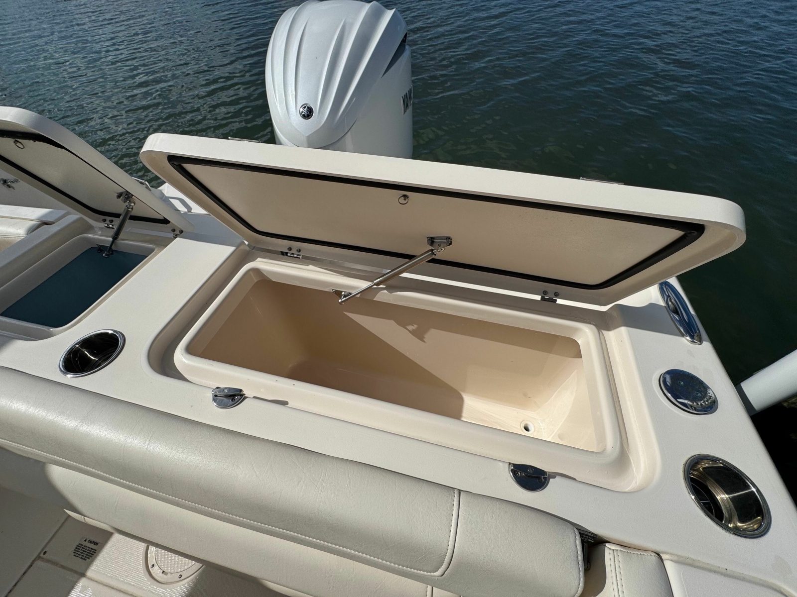 23ft Grady White Yacht For Sale