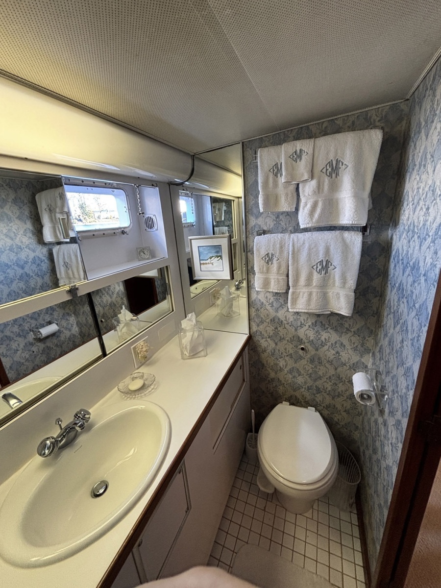 53' 1979 Hatteras Motor Yacht