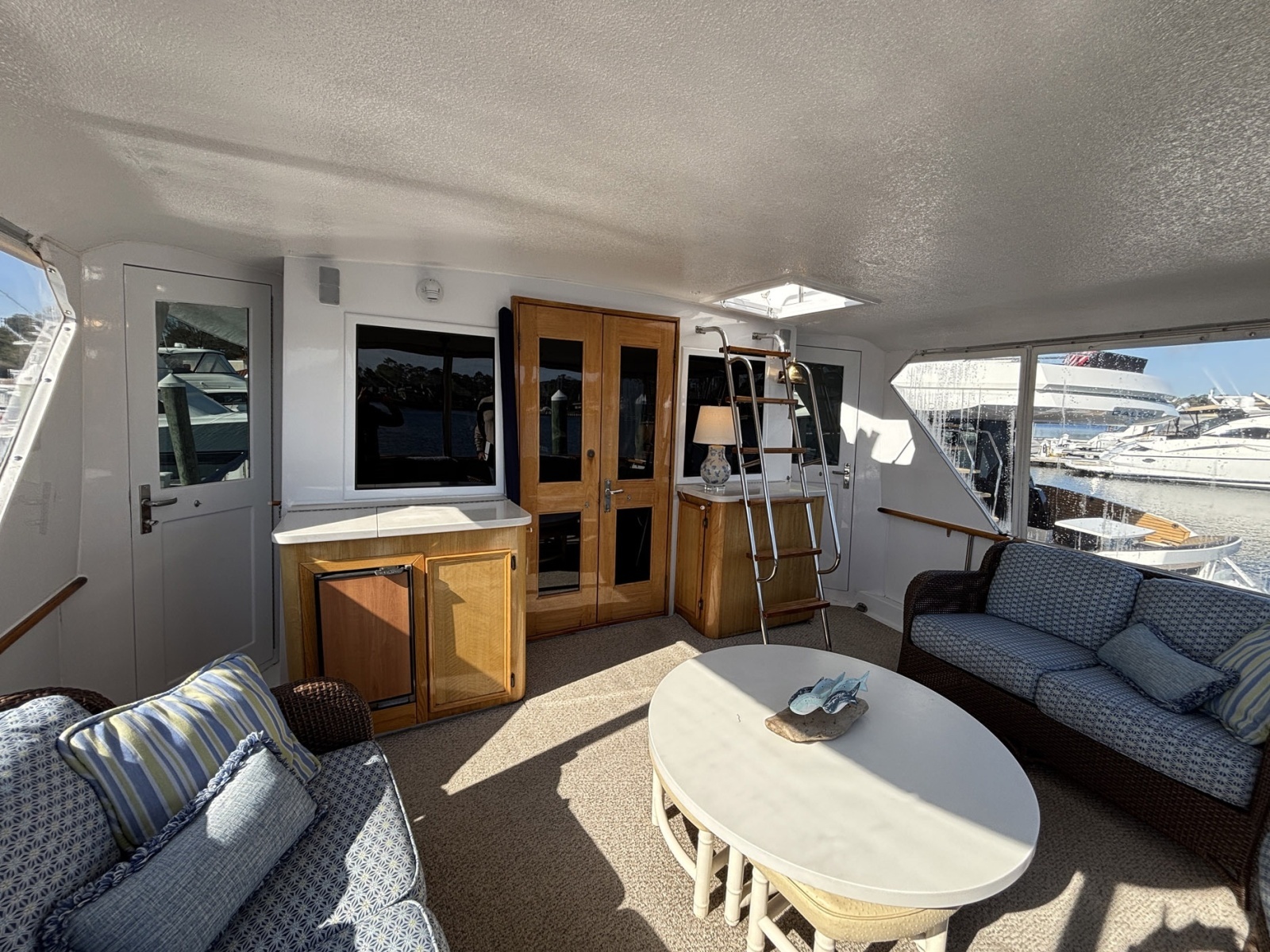 Miles Away 53ft Hatteras Yacht For Sale