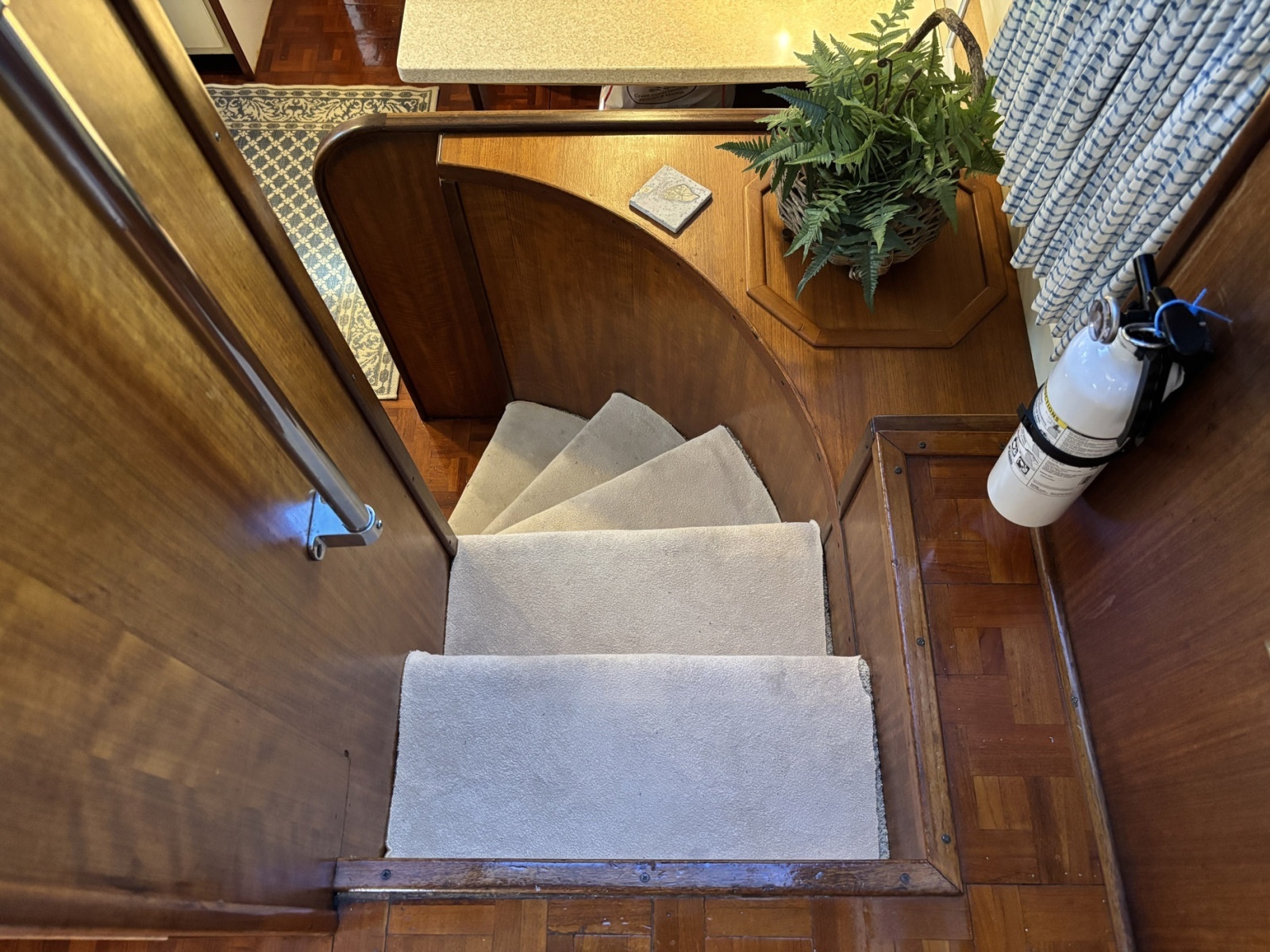 Miles Away 53ft Hatteras Yacht For Sale